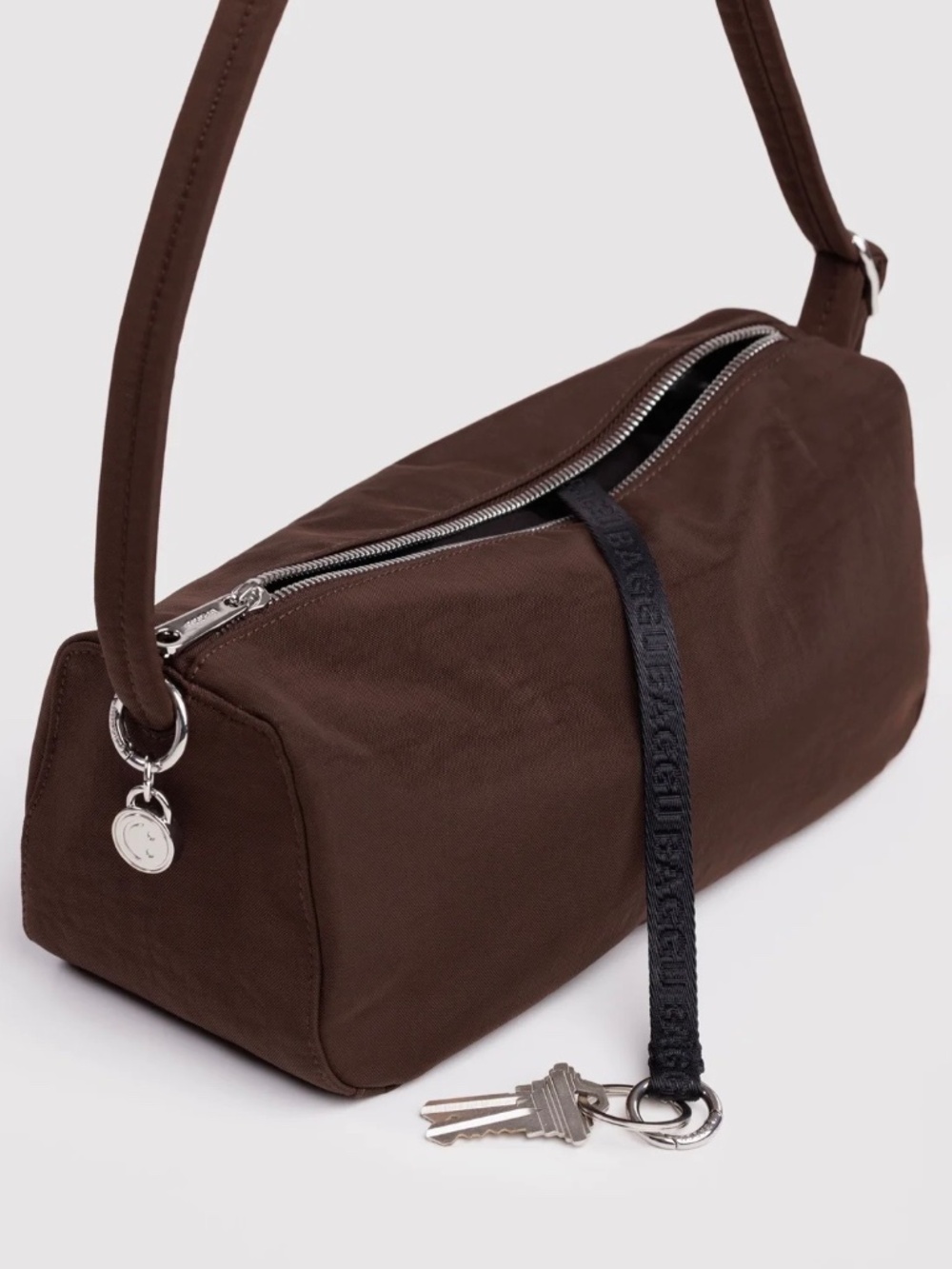 New with tags BAGGU nylon loaf bag in coffee